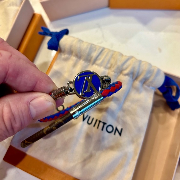 LOUIS VUITTON Brasserie Multi Bracelet Blue Red Monogram M8004 Used - Picture 2 of 2